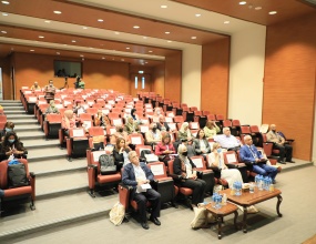 رعاية التنشئة المتكاملة ضمن إطار شمولي من منظور إنساني 