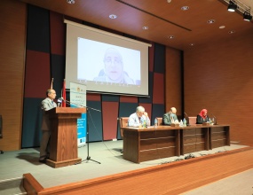 رعاية التنشئة المتكاملة ضمن إطار شمولي من منظور إنساني 