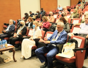 رعاية التنشئة المتكاملة ضمن إطار شمولي من منظور إنساني 