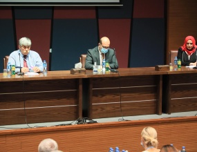 رعاية التنشئة المتكاملة ضمن إطار شمولي من منظور إنساني 