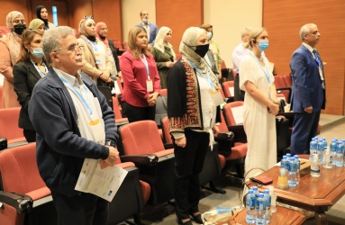 رعاية التنشئة المتكاملة ضمن إطار شمولي من منظور إنساني 