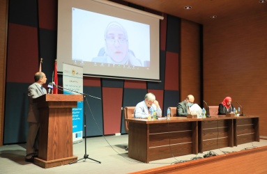 رعاية التنشئة المتكاملة ضمن إطار شمولي من منظور إنساني 