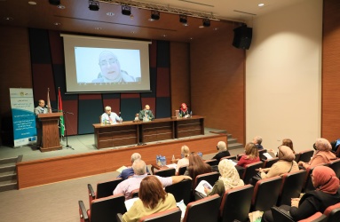 رعاية التنشئة المتكاملة ضمن إطار شمولي من منظور إنساني 